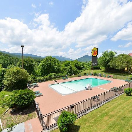 Super 8 By Wyndham Caryville Tn Εξωτερικό φωτογραφία