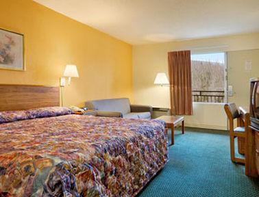 Super 8 By Wyndham Caryville Tn Δωμάτιο φωτογραφία
