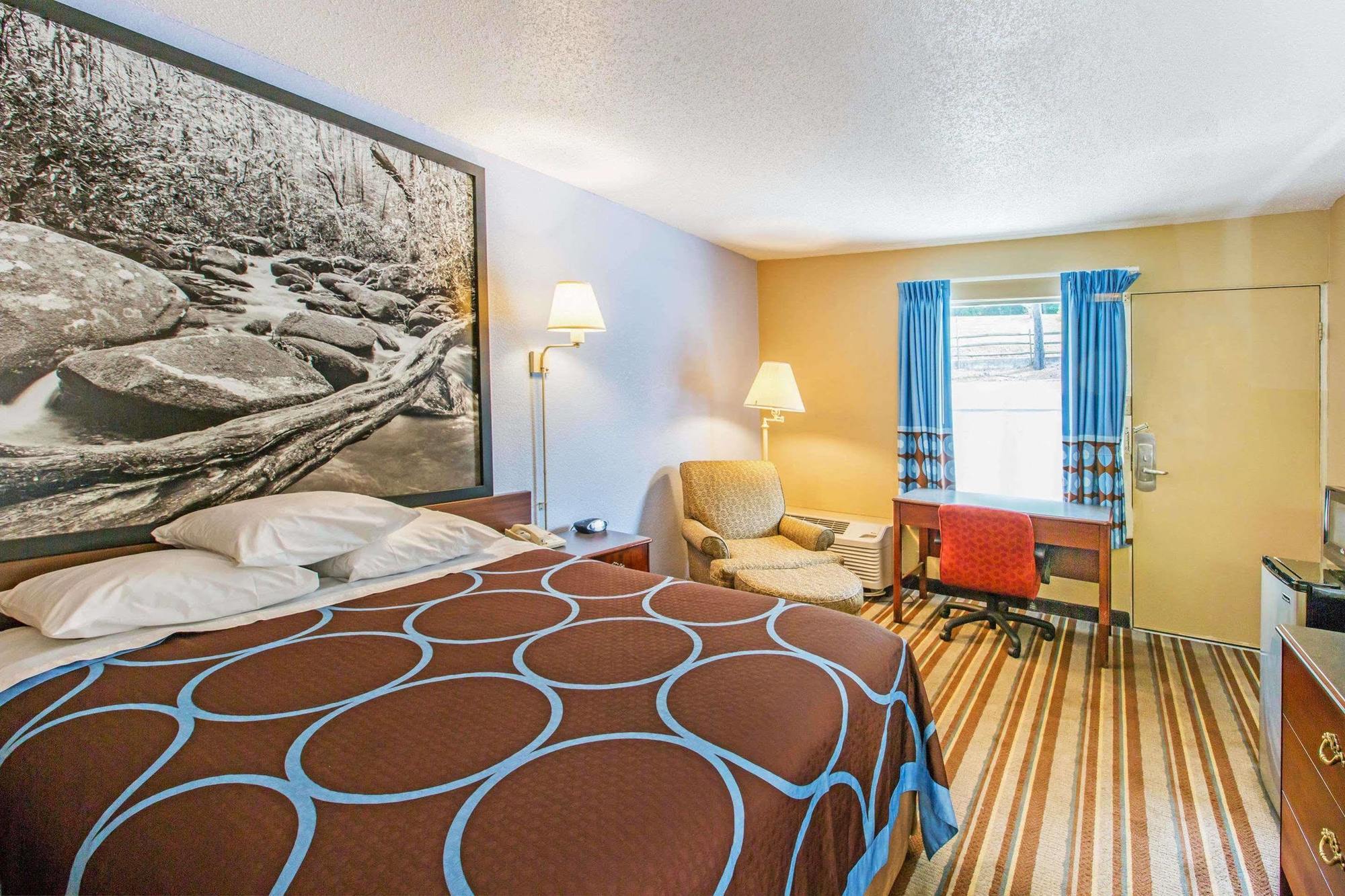Super 8 By Wyndham Caryville Tn Εξωτερικό φωτογραφία