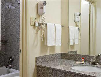 Super 8 By Wyndham Caryville Tn Δωμάτιο φωτογραφία